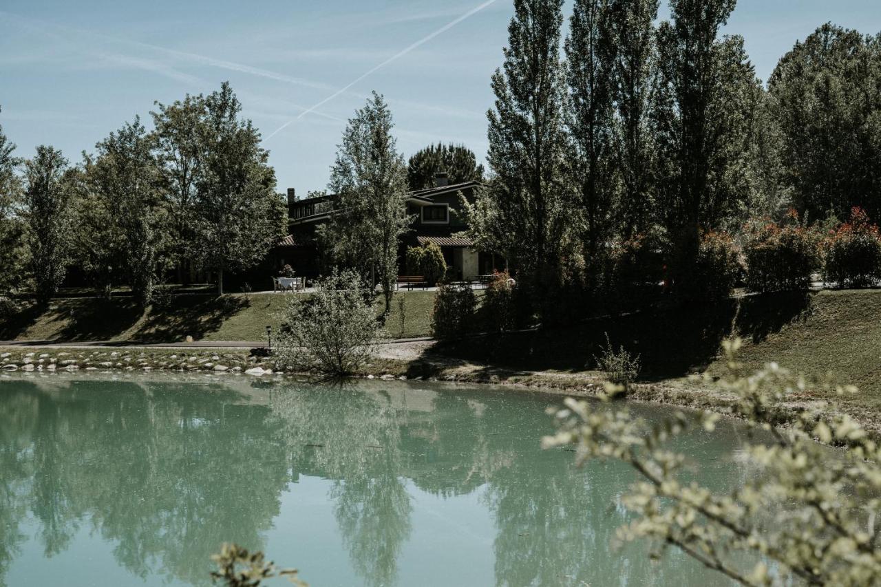 Bed and Breakfast L'Anfora Country Club Basciano Exterior foto